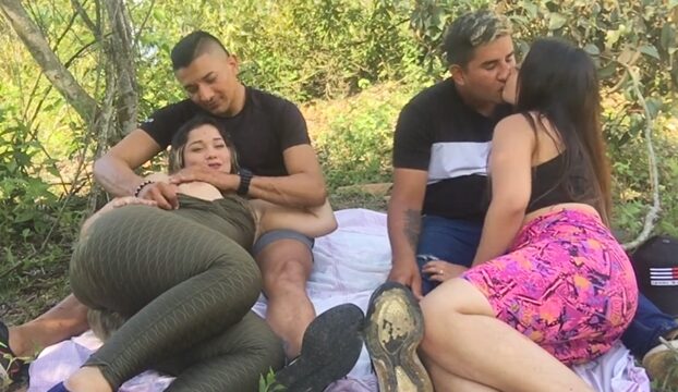 VIRAL Sa Park Gumawa ng Kababalaghan Kasama Mga Tropang Malilibog
