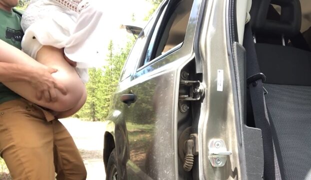 VIRAL Sa Gedli ng Kalsada Pinamekaniko ni Monica Ang Kanyang Makina 💦